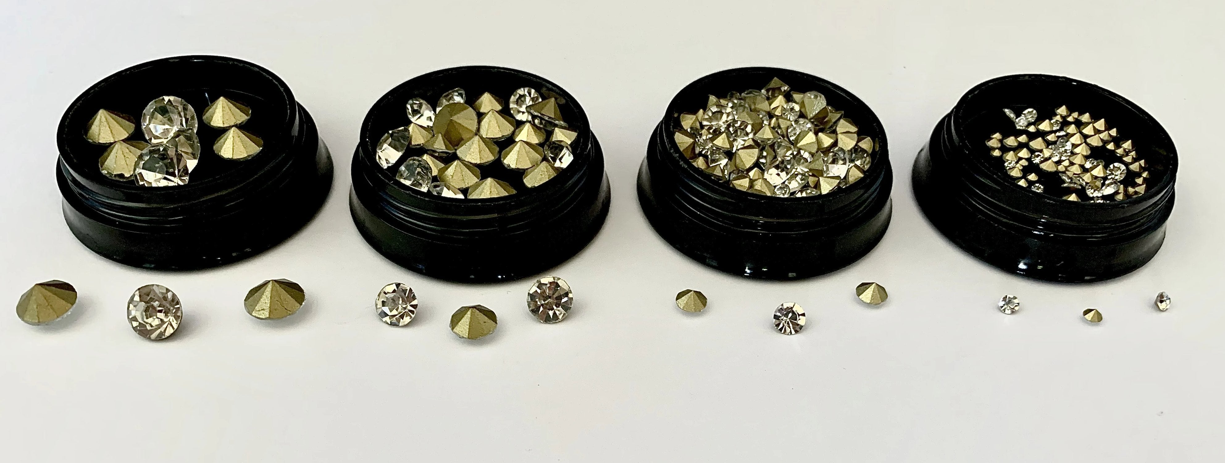 Chaton Point Back Crystals -Crystal Clear