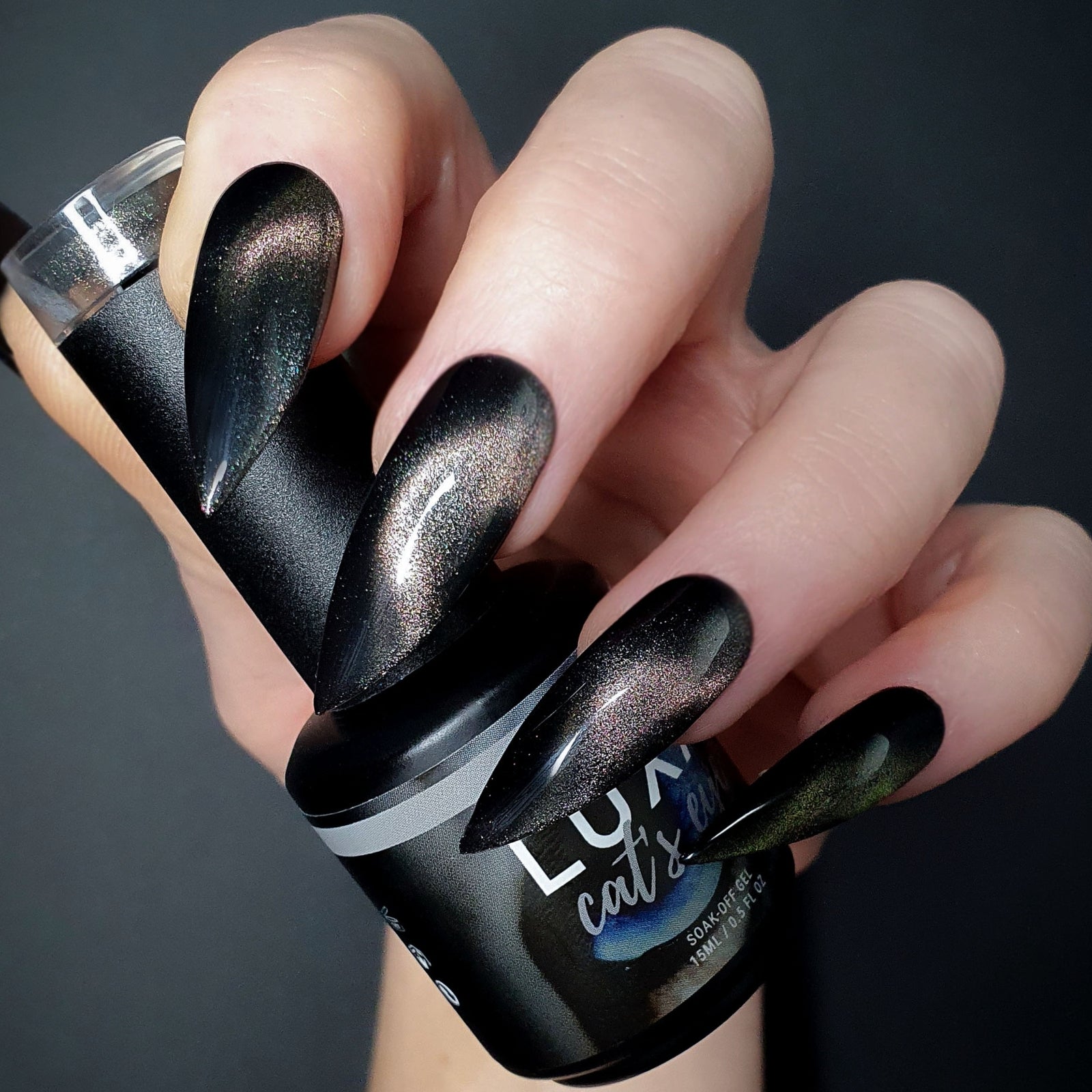 Luxa Cat's Eye #9