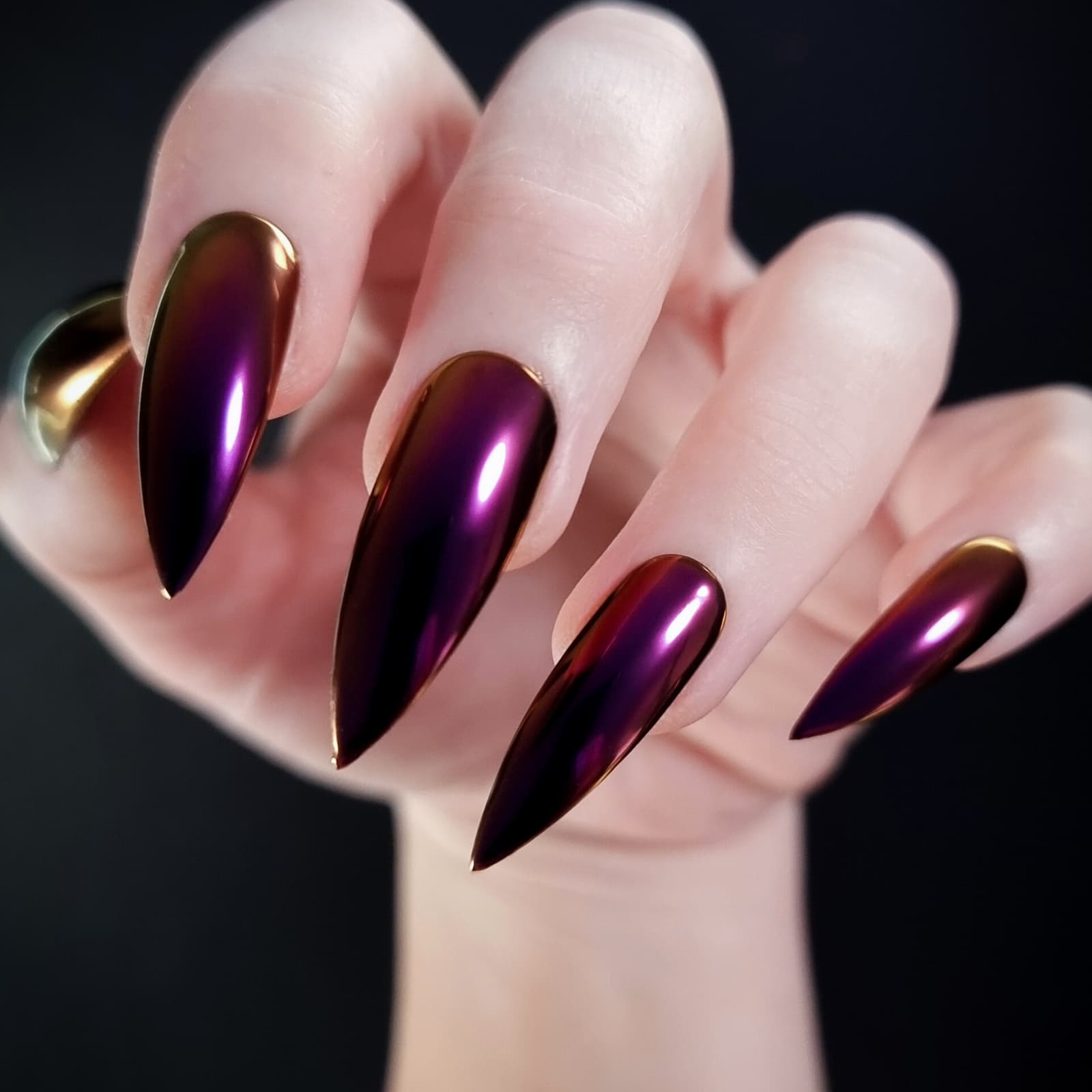 Luxa Oil Slick Chrome - Crimson Sky