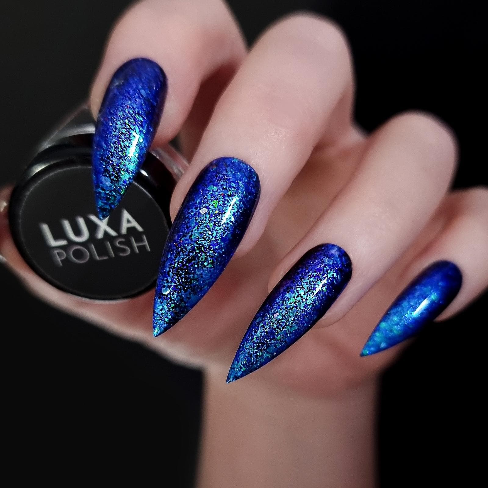 Luxa Chameleon Flakes - Sirens