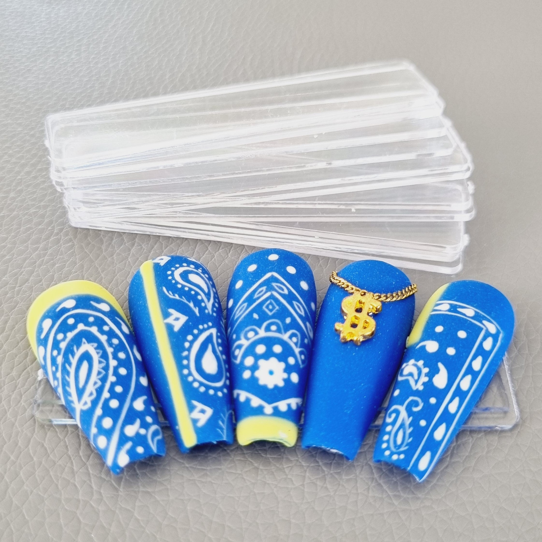 Display Tip Strips